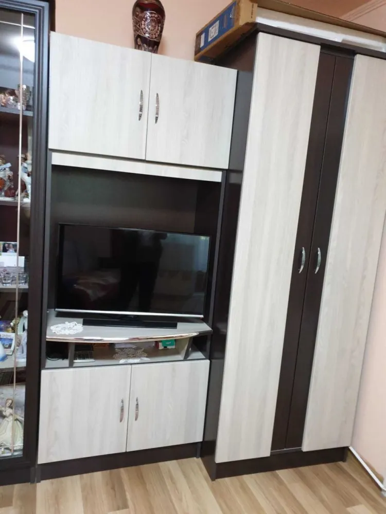 BRASADAS vinde ap 2 cam etaj 2 Botizului - Agenția imobiliara BRASADAS vinde apartament 2 camere, 40 mp, disponibil spre vânzare într-o zonă liniștită și accesibilă. Compartimentare practică, ideal pentru locuit sau investiție pe str Botizului, Satu Mare.

Apartamentul dispune de:

living luminos
dormitor separat
bucătărie
baie
spații bine organizate

Apartamentul este situat într-un bloc neintabulat, motiv pentru care CF-ul apartamentului este în curs de procesare. Actele sunt în lucru.

Www.brasadas.com.