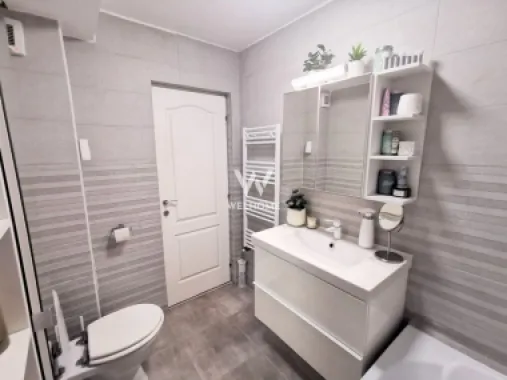 Apartament 3 camere, mansardă + balcon, complet utilat