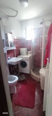 BRASADAS vinde ap 3 cam etaj 3/4 mobilat și utilat complet.
