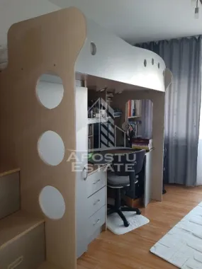 Apartament cu 2 camere de vanzare, decomandat, zona Sagului, Timisoara