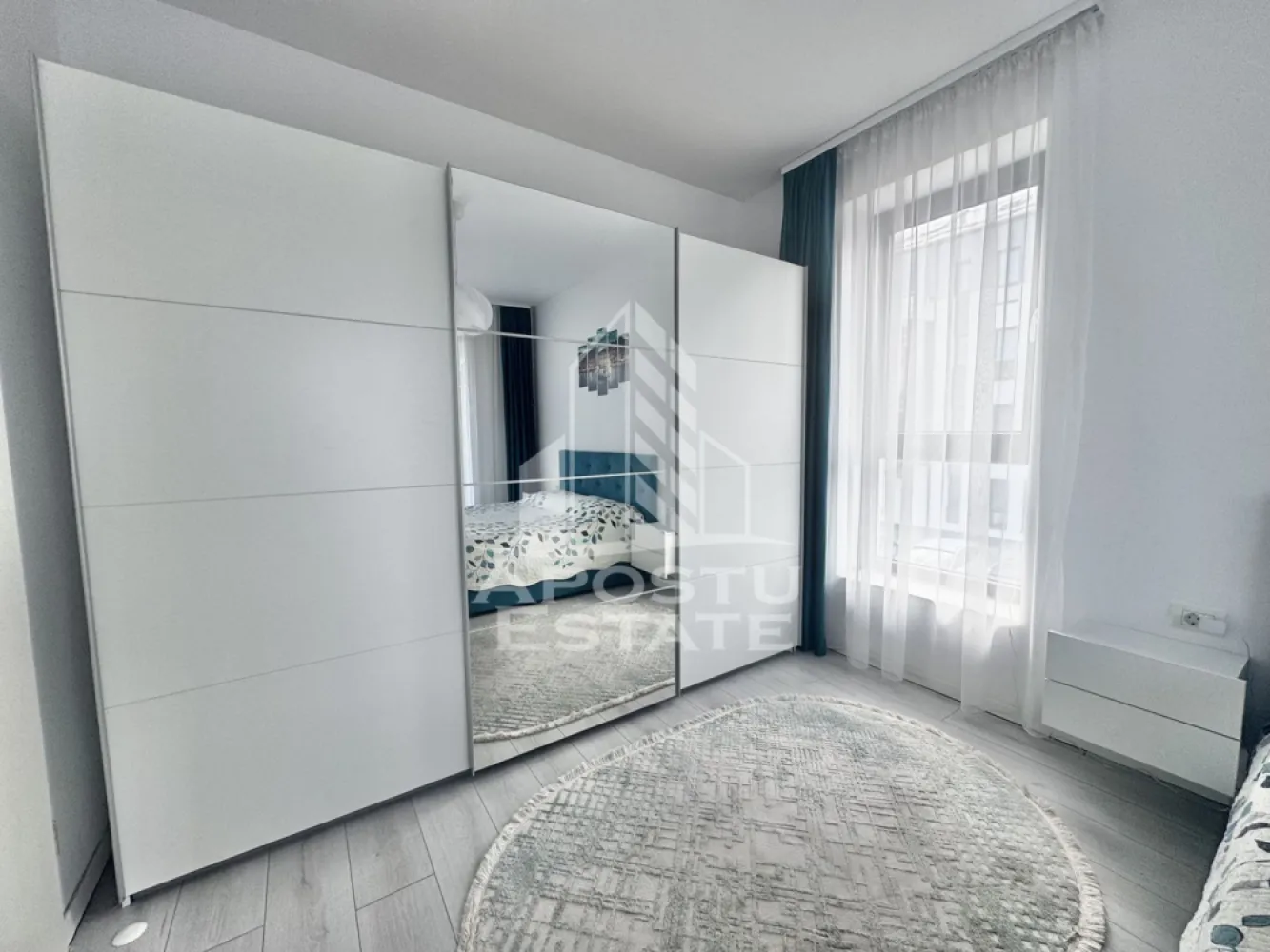 Apartament cu 2 camere la etajul 1 cu lift complet mobilat si utilat