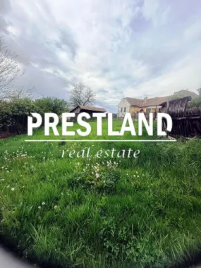 Casa modesta ,situată in Slimnic