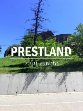 Casa modesta ,situată in Slimnic