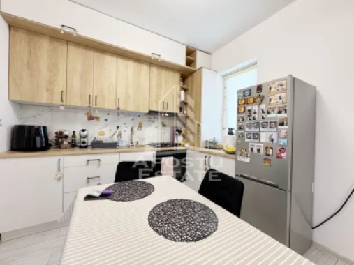Apartament 2 camere de vanzare, 48mp utili + balcon, etaj 2/3 -Giroc