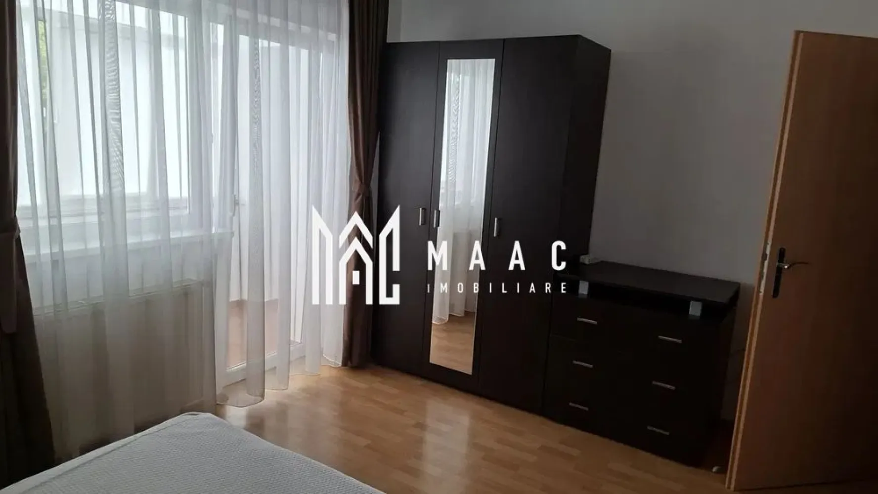 Apartament 2 camere | 60 mp + curte | Strand