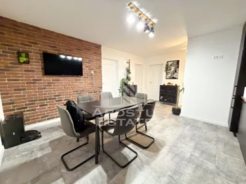 Apartament cu 3 camere mobilat si utilat, dressing si debara in Giroc.