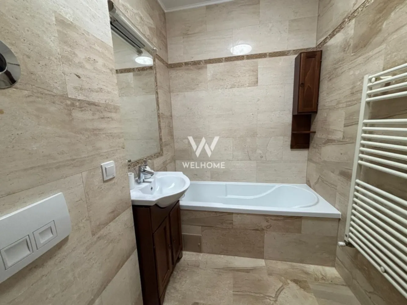 Apartament 3 camere modern - zona Doamna Stanca