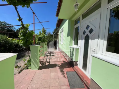 Casa cu 3 camere curte interioara -Zona Ultracentrala