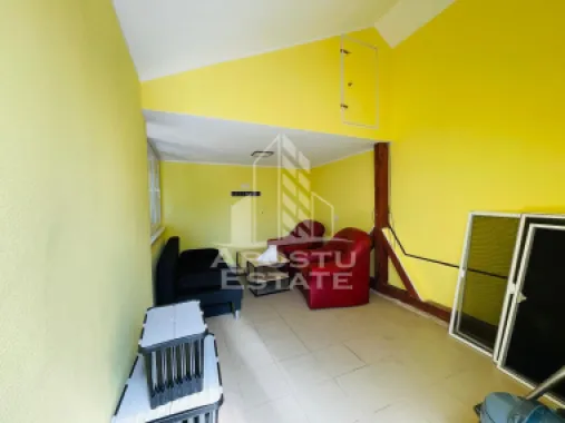 Casa cu 3 camere curte interioara -Zona Ultracentrala