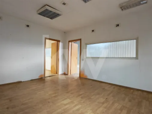 Hala industriala, spatiu depozitare, atelier productie, showroom, 216mp, Sibiu