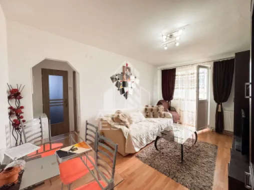 Apartament 3 camere, centrala proprie, mobilat, Micro 6, Hunedoara