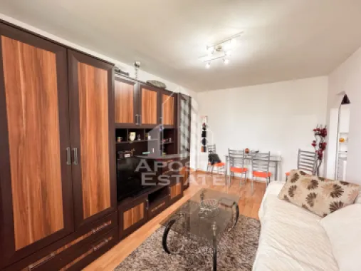 Apartament 3 camere, centrala proprie, mobilat, Micro 6, Hunedoara