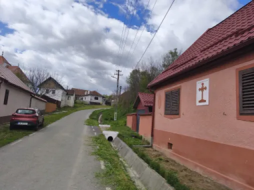Vând casă renovată la 30 de km de Sibiu