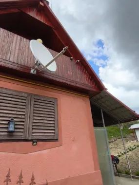 Vând casă renovată la 30 de km de Sibiu