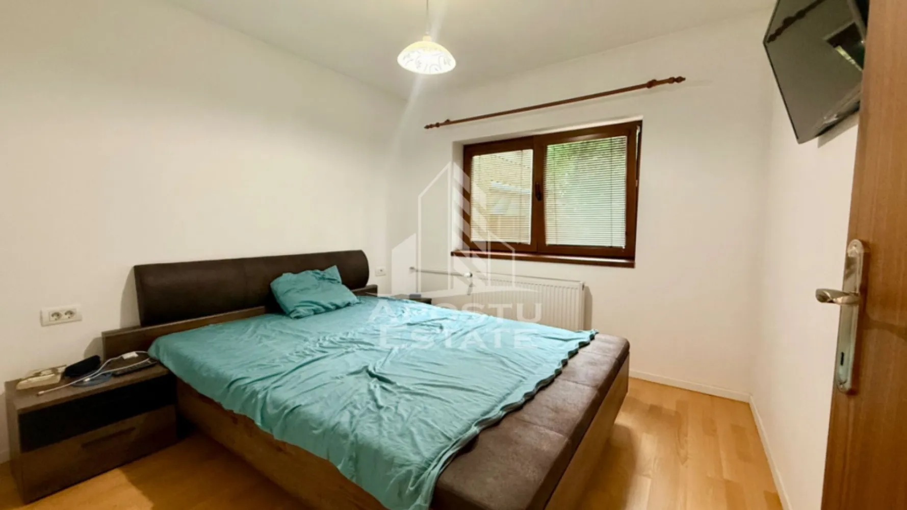 Apartament cu 3 camere de vanzare, Zona Lipovei, Timisoara