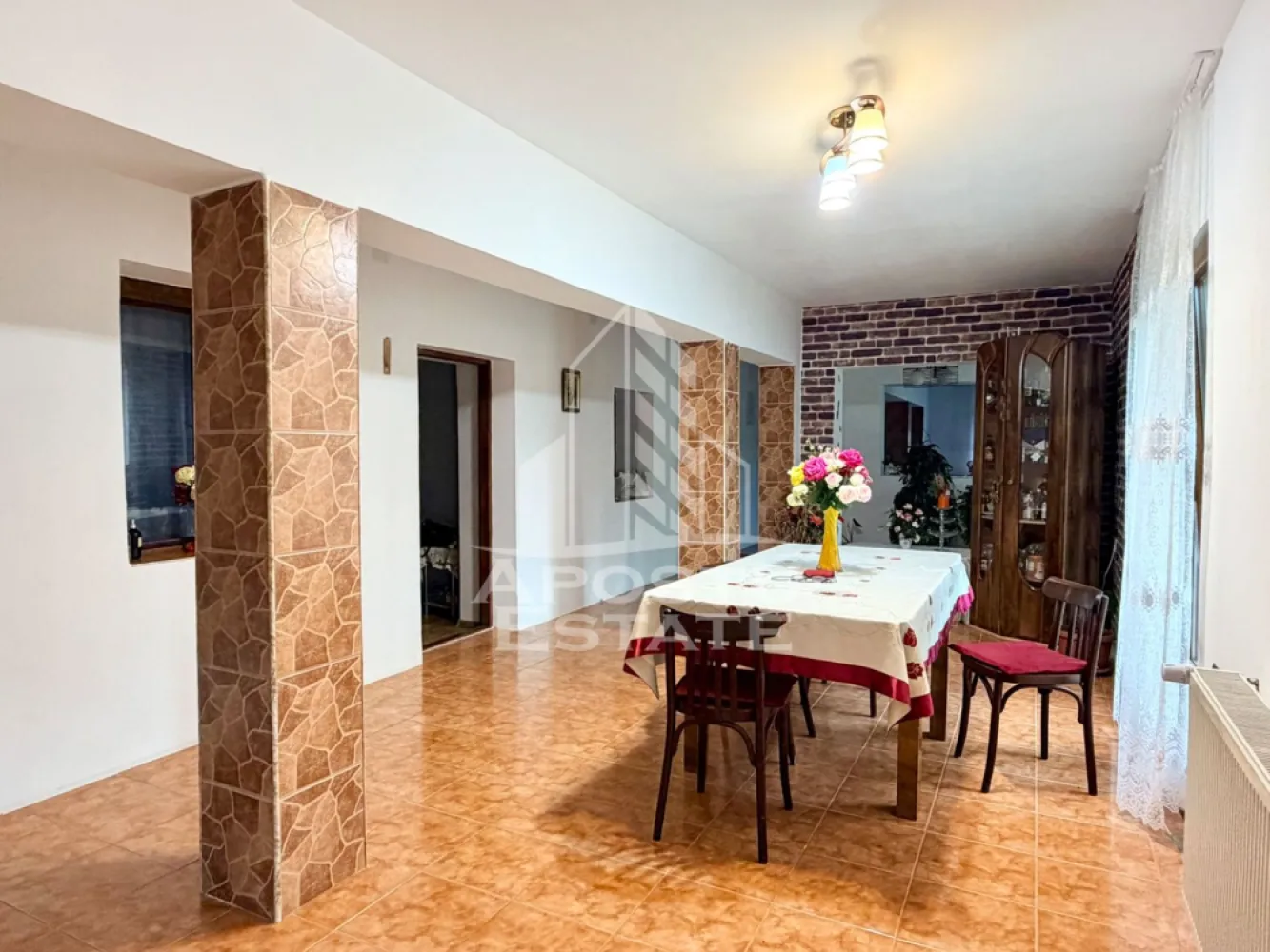 Casa renovata de vanzare pe parter Beregsau Mare