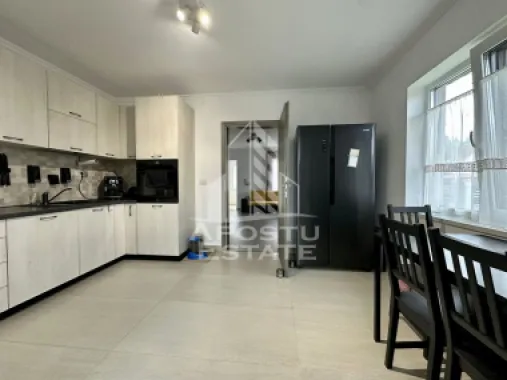 Casa individuala cu 4 camere de vanzare in Utvin, Timisoara