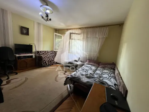 Apartament doua camere, decomandat, Sagului