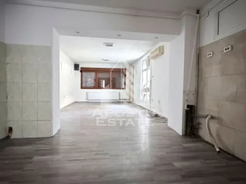 Casa de vanzare P+1E bulevardul Dambovita