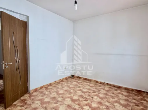 Casa de vanzare P+1E bulevardul Dambovita