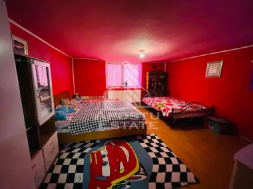 Casa primitoare de vanzare in Iratosu /120mp+teren 1400mp