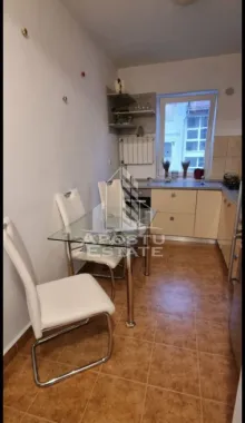 Apartament cu 1 camera, balcon, zona Girocului