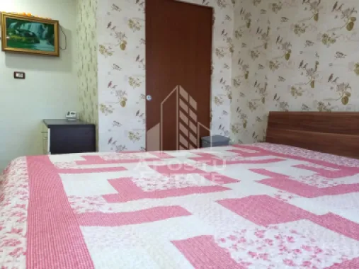 Casa, de vanzare, in Curtici.