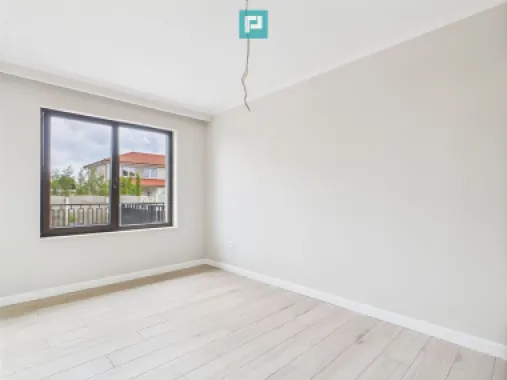 Duplex 5 camere în cartier Europa Mosnița Nouă