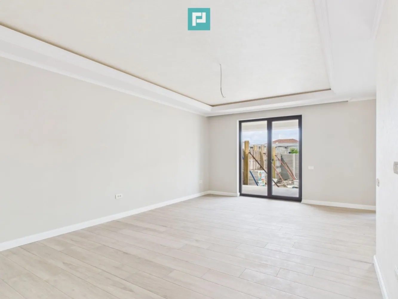 Duplex 5 camere în cartier Europa Mosnița Nouă