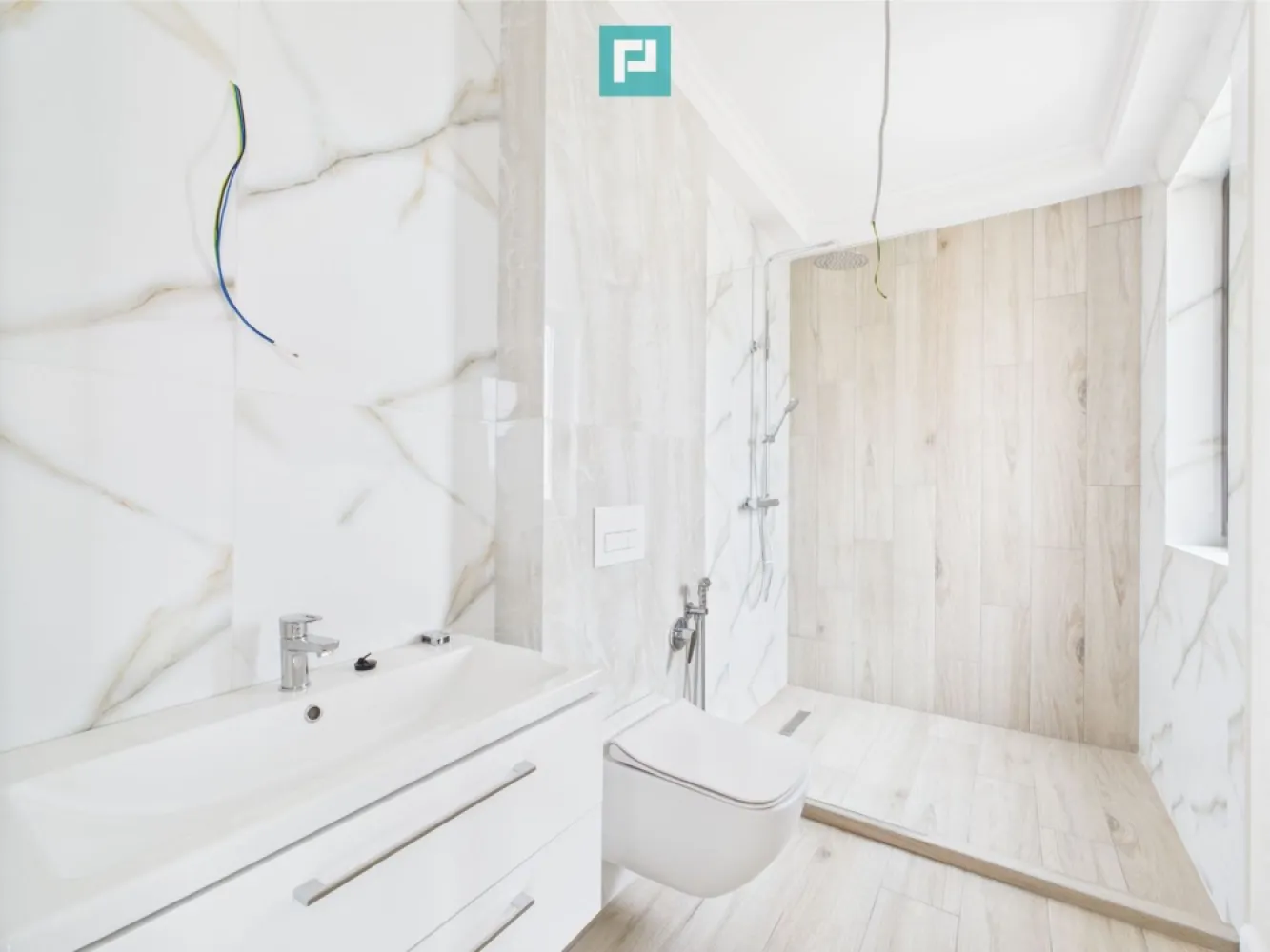 Duplex 5 camere în cartier Europa Mosnița Nouă