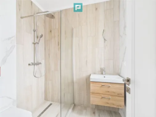 Duplex 5 camere în cartier Europa Mosnița Nouă