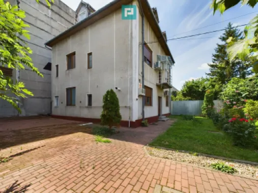 Proprietate multifuncțională într-o locație Centrală
