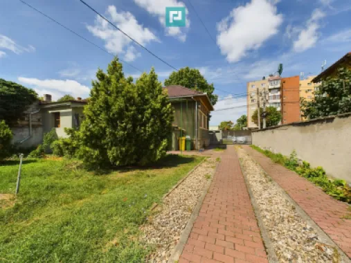 Proprietate multifuncțională într-o locație Centrală