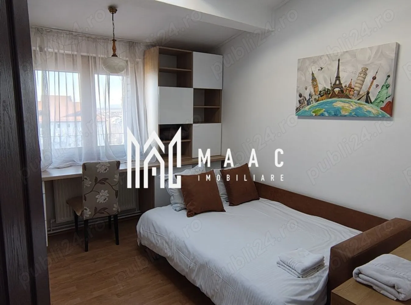 Apartament 4 camere I Vasile Aaron I 130mp I 2 Bai I 2 Blcoane - MAAC Imobiliare va ofera spre inchiriere un Apartament situat pe strada Semaforului.

Apartamentul este compus din:
-3 Dormitoare
-Living
-Bucatarie
-2 Bai
- 2 Balcoane
-Debara

Apartamentul se inchiriaza mobilat si utilat complet .

Pentru mai multe detalii astept telefonul dumneavoastra cu specificatia ca ati vazut anuntul