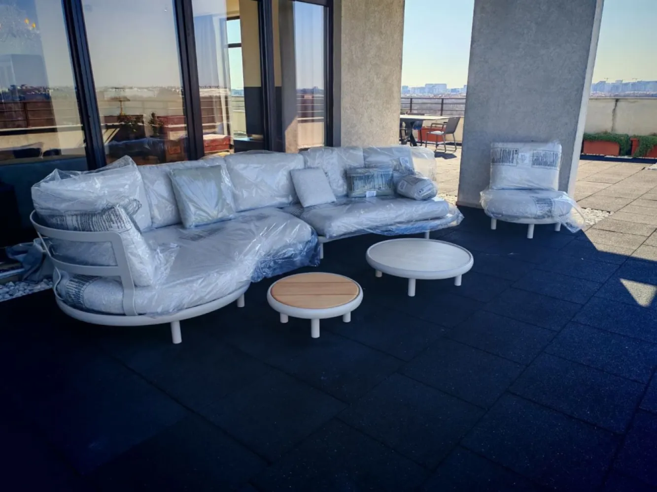 Penthouse 5 camere 250 mp lângă Ambasada SUA , zona Băneasa București