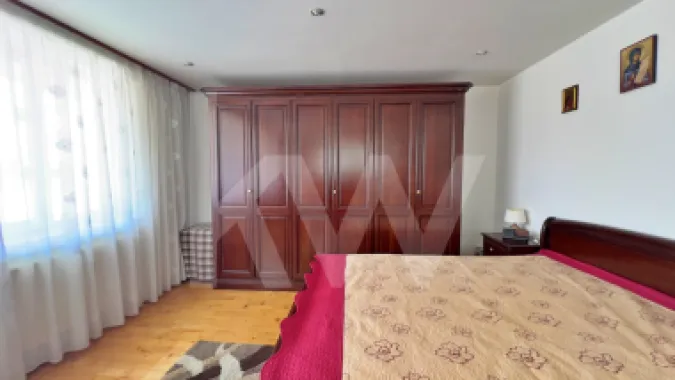 Casă 6 camere D+P+M-238 mp utili, 514 mp curte, Zona Cartier Kogalniceanu