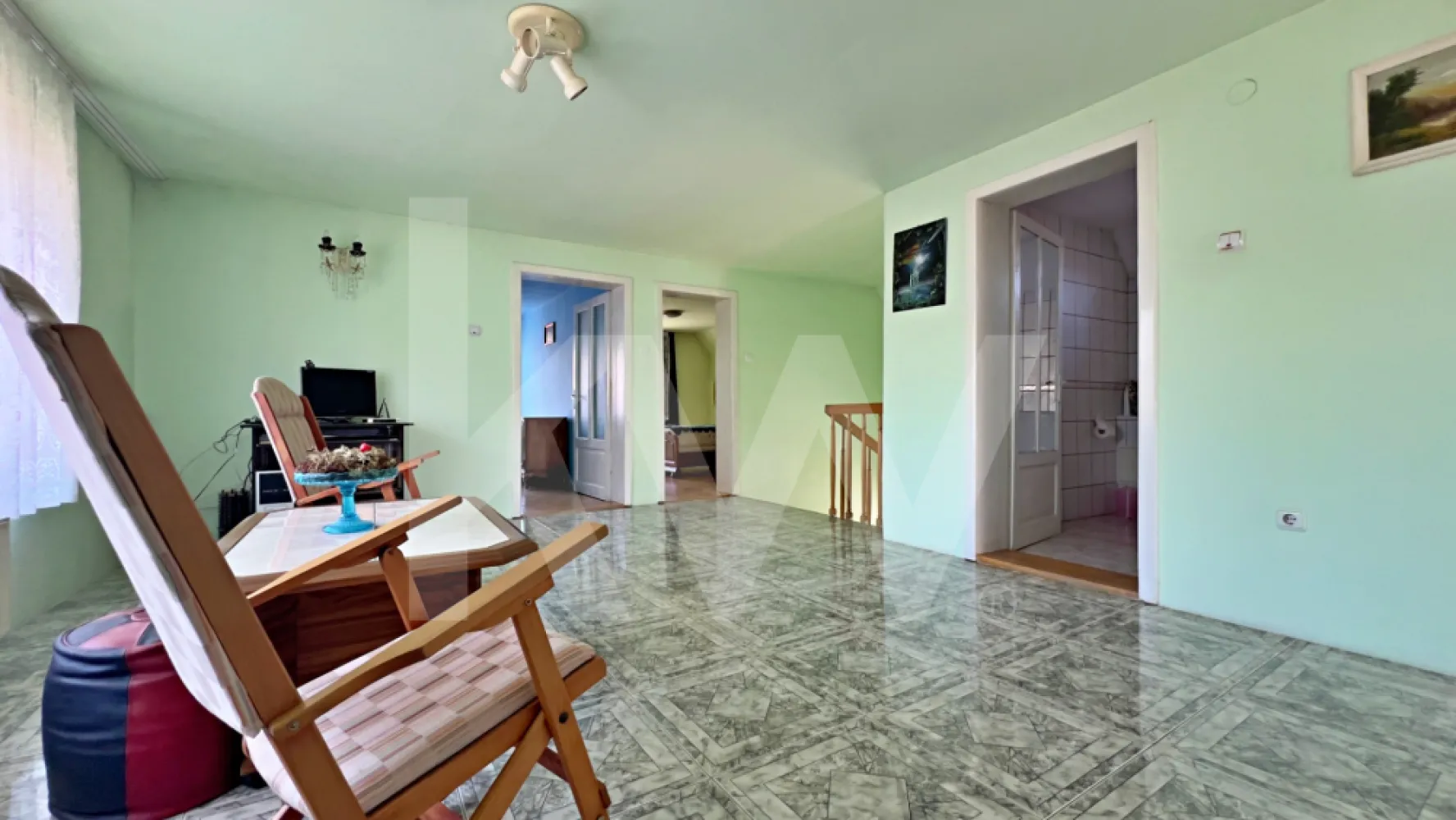 Casă 6 camere D+P+M-238 mp utili, 514 mp curte, Zona Cartier Kogalniceanu