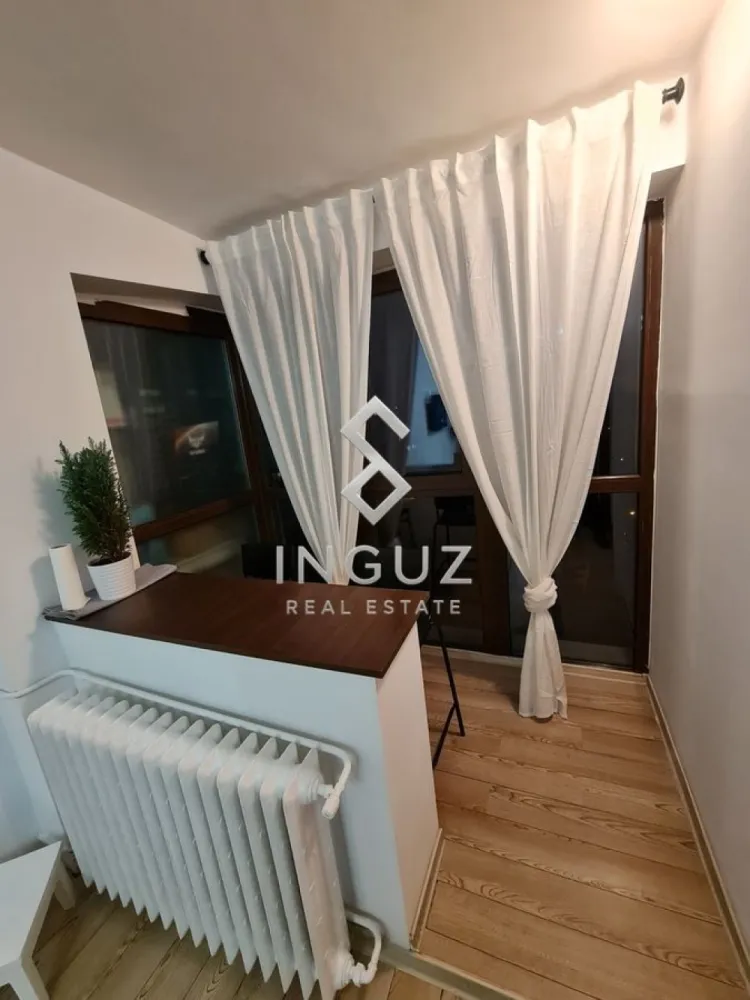 DE ÎNCHIRIAT | GARSONIERĂ | IANCULUI – RITMULUI - DE ÎNCHIRIAT | GARSONIERĂ | IANCULUI – RITMULUI العربية بالأسفل

Garsonieră cochetă și complet echipată, situată într-o zonă foarte bine conectată din Sectorul 2, pe Strada Măgura Vulturului, la doar câteva minute de metrou Iancului și de multiple mijloace de transport în comun.

DETALII PROPRIETATE
Suprafață utilă: 31 mp
Compartimentare decomandată
Etaj 8
Bloc construit în 1978
Disponibilă imediat
COMPLET MOBILATĂ ȘI UTILATĂ
Aer condiționat
Mașină de spălat rufe
Smart TV
Frigider
Aragaz
Cuptor electric
Cuptor cu microunde
Mobilier complet
LOCALIZARE ȘI ACCES
Aproximativ 7-8 minute până la stația de metrou Iancului
4 minute de mers pe jos până la stațiile de pe Șoseaua Pantelimon
Acces rapid către Bd. Ferdinand, Piața Iancului, Obor și centrul orașului
Aproape de supermarketuri, farmacii, restaurante, bănci și alte facilități esențiale
AVANTAJE
Ideală pentru o persoană sau un cuplu
Zonă liniștită și bine conectată
Mutare imediată
Toate facilitățile necesare pentru un confort sporit

Pentru mai multe informații sau pentru programarea unei vizionări:

للإيجار | استوديو | يانكولوي – ريتمولوي
استوديو مفروش ومجهز بالكامل، يقع في منطقة مميزة في القطاع 2 من بوخارست، بالقرب من مترو يانكولوي ووسائل النقل العامة.

المساحة: 31 متر مربع
طابق 8
مفروش بالكامل
مكيف هواء
غسالة ملابس
تلفاز ذكي
ثلاجة
فرن وموقد
ميكروويف

يبعد حوالي 7-8 دقائق سيراً عن محطة مترو Iancului، مع سهولة الوصول إلى جميع الخدمات والمرافق الأساسية.

متاح للسكن فوراً.

Inguz Real Estate
📞 +40 774 017 567