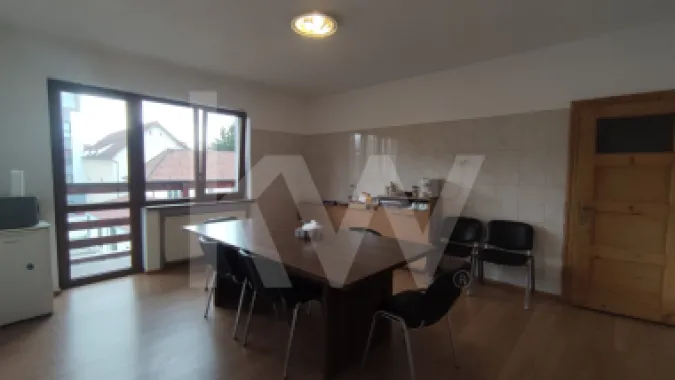 Spațiu de birouri – Etaj întreg | Zona Centrală Sibiu, lângă Promenada Mall