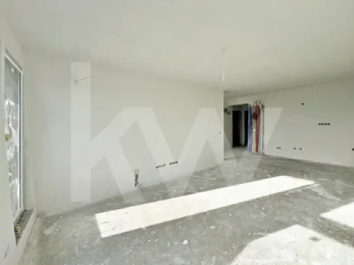 Apartament 3 camere, două băi, terasa 7 mp.-Natura la tine acasă! Cristian-SiBiU