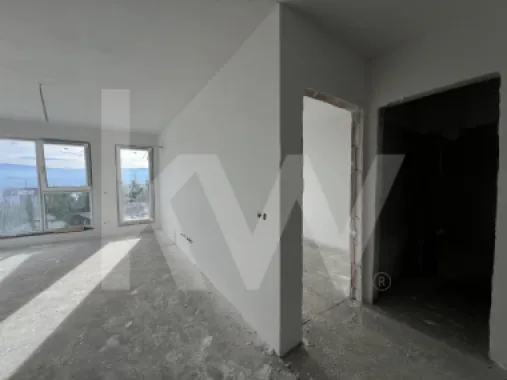 Apartament 3 camere, două băi, terasa 7 mp.-Natura la tine acasă! Cristian-SiBiU