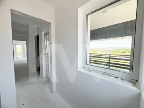 Casă de Vânzare în Cristian, Sibiu - 4 Camere, 2 Terase, Teren 486