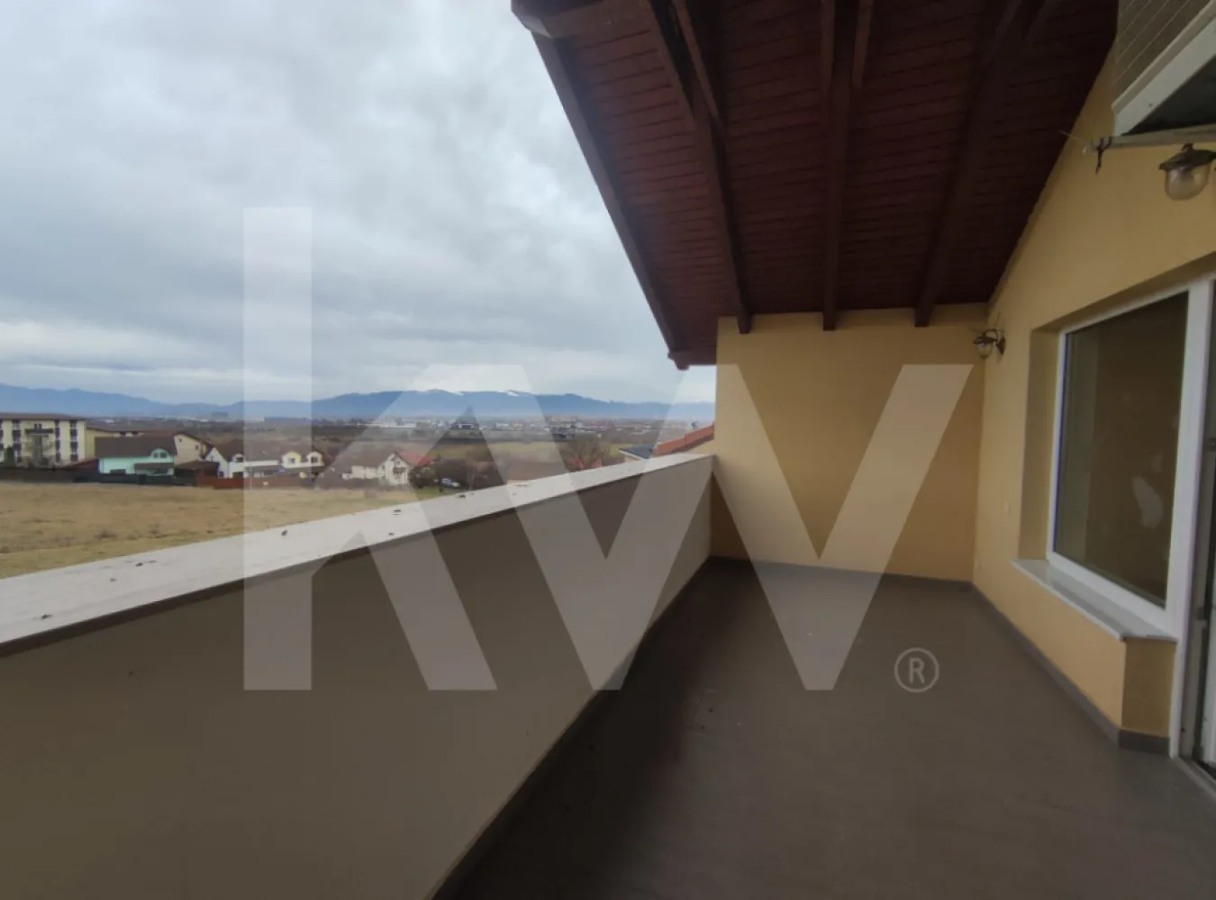 Spațiu de închiriat 80 mp utili pretabil pentru diverse activități