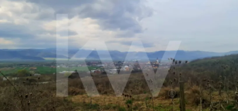 Apartament 3 camere, două băi, curte 50 mp -Natura la tine acasă! Cristian-SiBiU