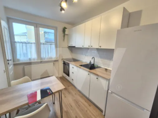 Apartament 3 camere de închiriat – etaj 2, la 5 minute de Centrul Sibiului