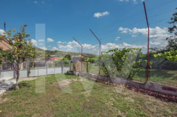 Casă individuală | Teren 1.132 mp | Vedere panoramică | Alămor