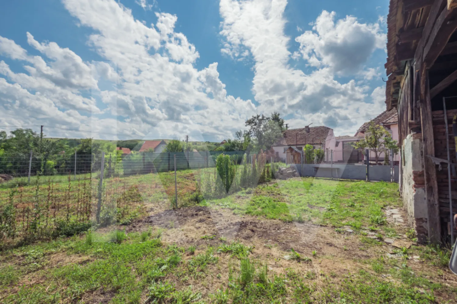 Casă individuală | Teren 1.132 mp | Vedere panoramică | Alămor