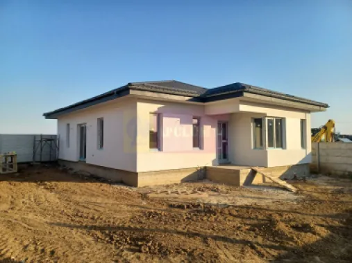 Dragomirești casă parter 4 camere 2 băi, terasă, apă, canalizare, gaze