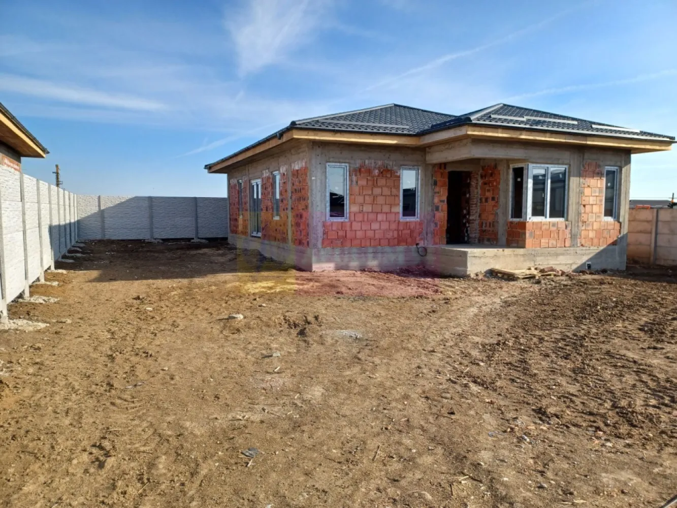 Dragomirești casă parter 4 camere 2 băi, terasă, apă, canalizare, gaze