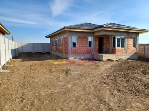Dragomirești casă parter 4 camere 2 băi, terasă, apă, canalizare, gaze
